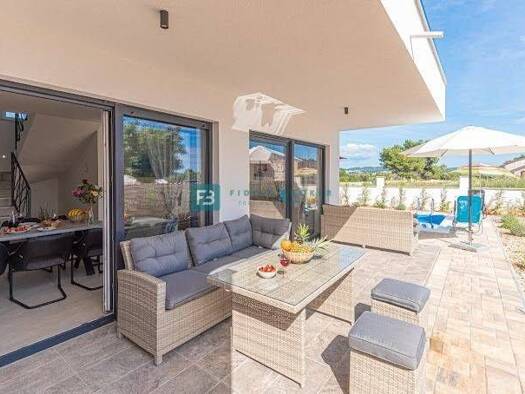 Haus zum Kauf 480.000 € 5 Zimmer 190 m² Jadrija, Sibenik - Okolica Sibenik