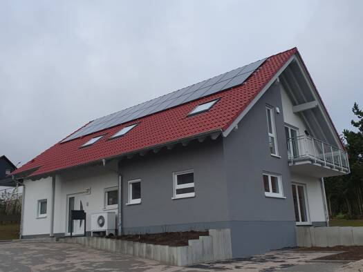 Wohnung zur Miete - Erstbezug 1.445 € 4 Zimmer 107 m² Dachgeschoss, 1. Geschoss frei ab sofort Gustav-Heinemann-Str. 27 Kerzenheim 67304
