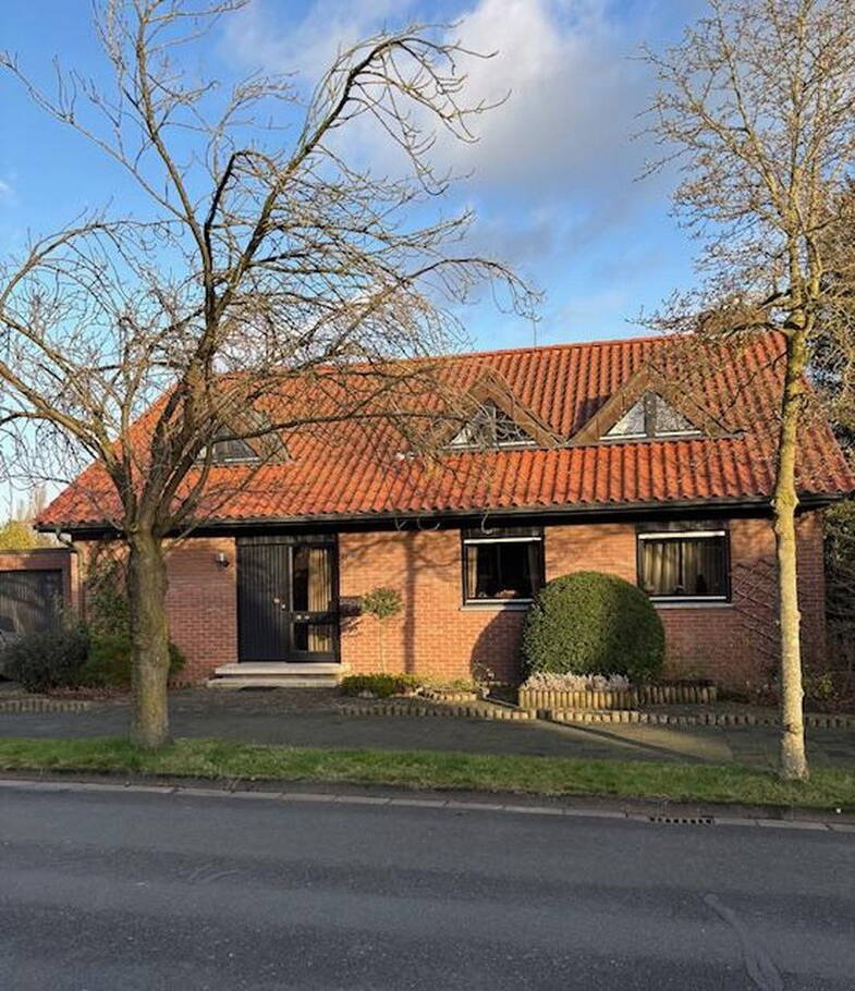Einfamilienhaus zum Kauf provisionsfrei 499.990 € 9 Zimmer 231,7 m² 900 m² Grundstück Südesch Rheine 48429