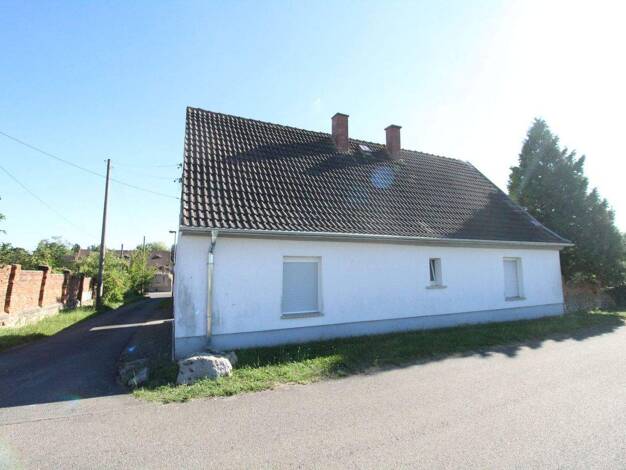 Sonstiges zum Kauf als Kapitalanlage geeignet 125.000 € 5 Zimmer 120 m² 233,2 m² Grundstück Milzau Bad Lauchstädt 06246