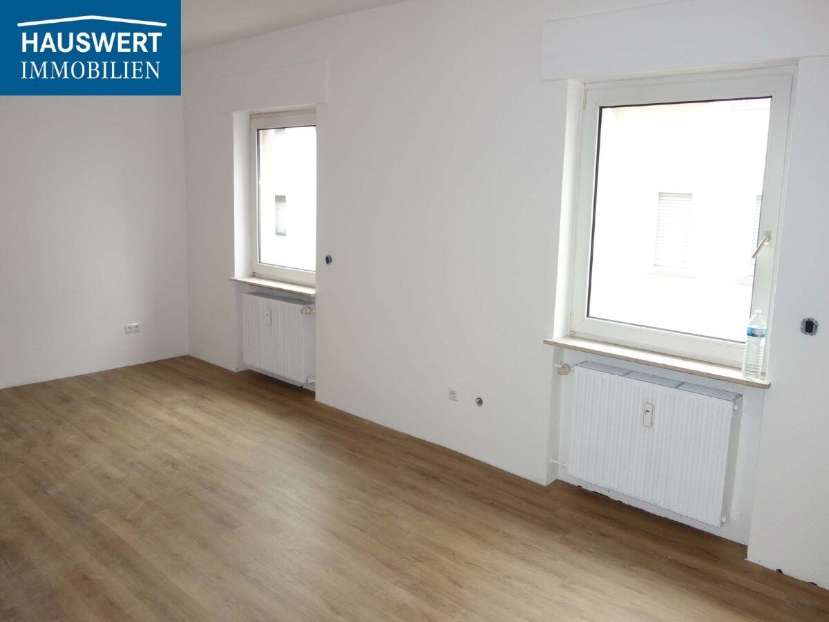 Mehrfamilienhaus zum Kauf als Kapitalanlage geeignet 1.200.000 € 9 Zimmer 255 m²<br/>Wohnfläche Sossenheim Frankfurt 65936