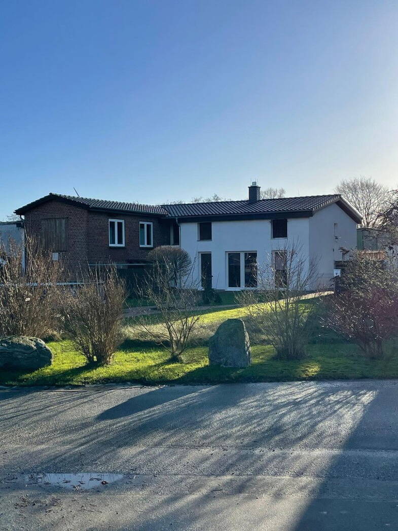 Einfamilienhaus zum Kauf provisionsfrei 585.000 € 8 Zimmer 217 m² 944 m² Grundstück Groß Schlamin Groß Schlamin 23730