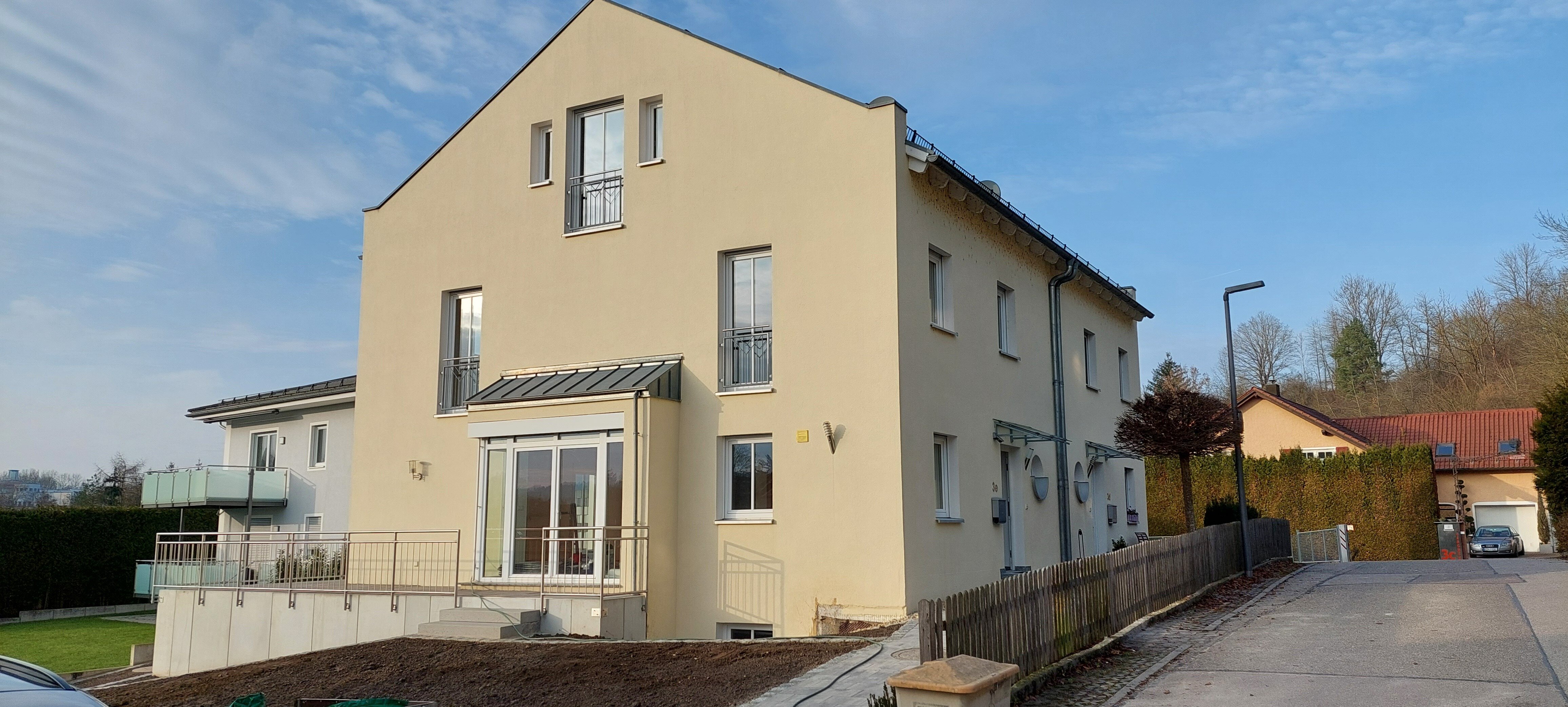 Doppelhaushälfte zur Miete 1.395 € 5 Zimmer 155 m²<br/>Wohnfläche 402 m²<br/>Grundstück ab sofort<br/>Verfügbarkeit Bad Abbach Bad Abbach 93077