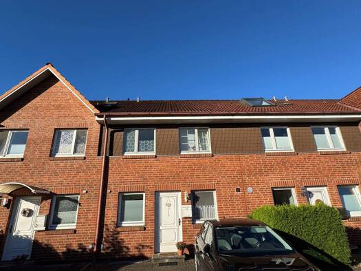 Reihenmittelhaus zum Kauf 339.500 € 4 Zimmer 101 m² 193 m² Grundstück Henstedt-Ulzburg 24558