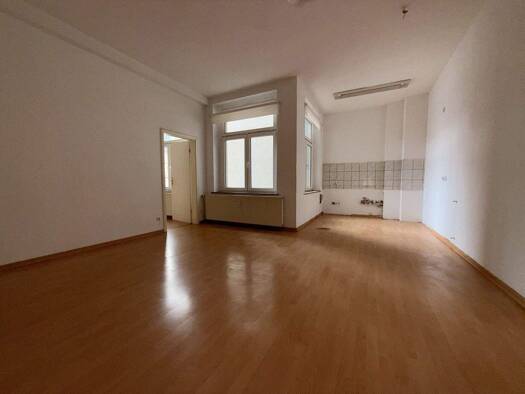 Wohnung zur Miete 720 € 5 Zimmer 120 m² 3. Geschoss Marienstraße 58-60 Innenstadt Zwickau 08056