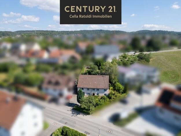 Einfamilienhaus zum Kauf 210.000 € 6 Zimmer 136 m² 700 m² Grundstück frei ab sofort Eigeltingen Eigeltingen 78253