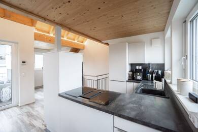 Haus zur Miete 2.500 € 5,5 Zimmer 120 m² 176 m² Grundstück frei ab sofort Zum Salm 17 Nußdorf Überlingen 88662