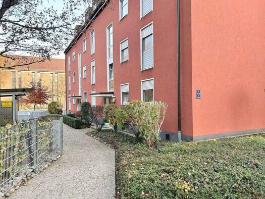 Wohnung zur Miete 899 € 3 Zimmer 86 m² 2. Geschoss frei ab sofort Turnheimerstr. 11 Sandreuth Nürnberg 90441