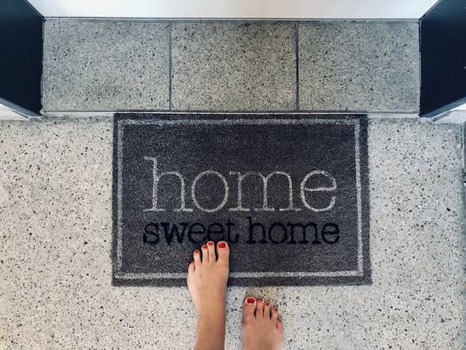 Wohnung zur Miete 775 € 1 Zimmer 34 m² Geschoss 2/3 frei ab sofort Reutestraße 106 Fürstenberg Konstanz 78467