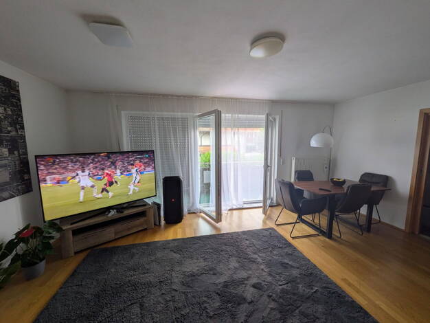 Wohnung zur Miete 800 € 3 Zimmer 81,1 m² 1. Geschoss Bgm.-Kamhuber-Str. 8 Heldenstein Heldenstein 84431