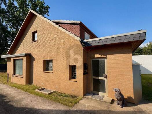 Doppelhaushälfte zum Kauf 199.000 € 11 Zimmer 230 m² 1.018 m² Grundstück Brockhöfe Bhf Wriedel 29565