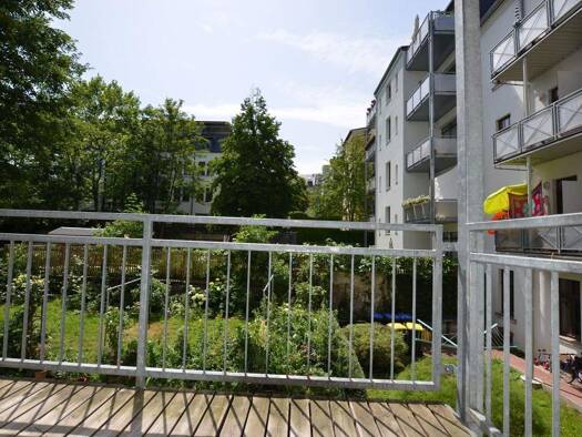 Wohnung zur Miete 435 € 2 Zimmer 67 m² 1. Geschoss frei ab sofort Schloßplatz 11 Schloßchemnitz Schloßchemnitz 09113