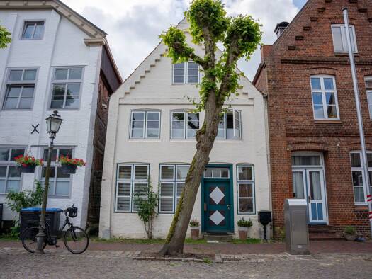 Mehrfamilienhaus zum Kauf 259.000 € 4,5 Zimmer 167,4 m² 347 m² Grundstück Krempe 25361
