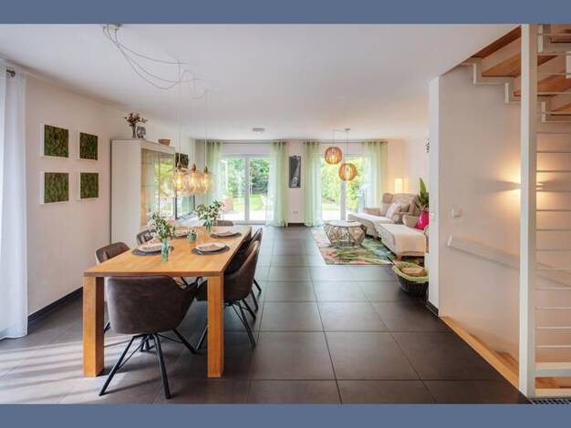 Haus zur Miete auf Zeit 3.900 € 6 Zimmer 155 m² frei ab 19.08.2026 Trudering-Riem München 81825