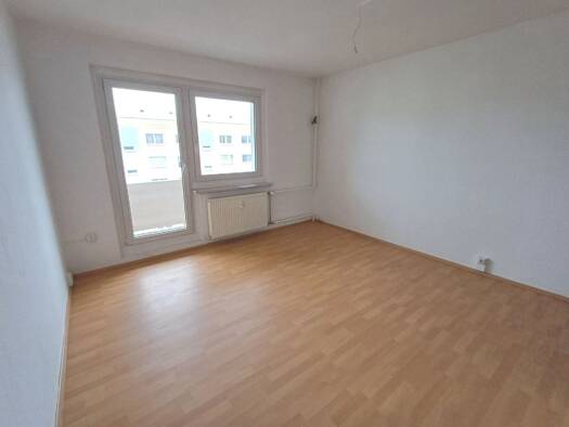 Wohnung zur Miete 257 € 3 Zimmer 56 m² 5. Geschoss frei ab sofort Albert-Schweitzer-Straße 50 Chrieschwitz Plauen 08529