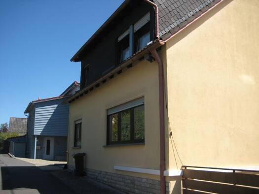 Einfamilienhaus zum Kauf 360.000 € 5 Zimmer 165 m² frei ab sofort Gerchsheim Großrinderfeld 97950