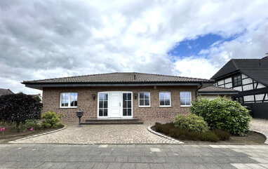 Einfamilienhaus zum Kauf 680.000 € 5 Zimmer 222 m² 1.069 m² Grundstück Wachtendonk Wachtendonk-Wankum 47669