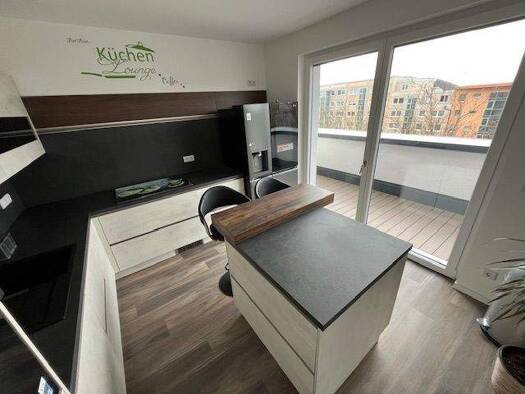 Wohnung zur Miete 1.443 € 4 Zimmer 144,3 m² 4. Geschoss frei ab 01.05.2026 Weidenstraße 1 Lusan Gera 07549