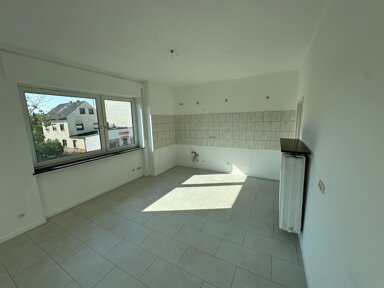 Wohnung zur Miete 850 € 3 Zimmer 100 m² 3. Geschoss frei ab sofort Metternich 5 Koblenz 56072