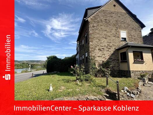 Doppelhaushälfte zum Kauf 145.000 € 6 Zimmer 130 m² 398 m² Grundstück frei ab sofort Niederfell 56332