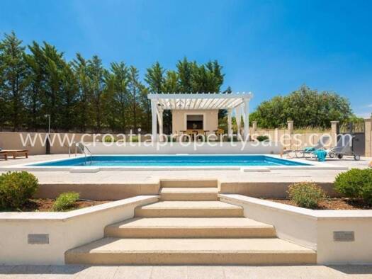 Haus zum Kauf 1.400.000 € 4 Zimmer 258 m² Sibenik