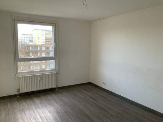Wohnung zur Miete 599 € 2 Zimmer 58 m² 4. Geschoss frei ab 16.02.2026 Plötzenseer Straße 10 Monheim 40789