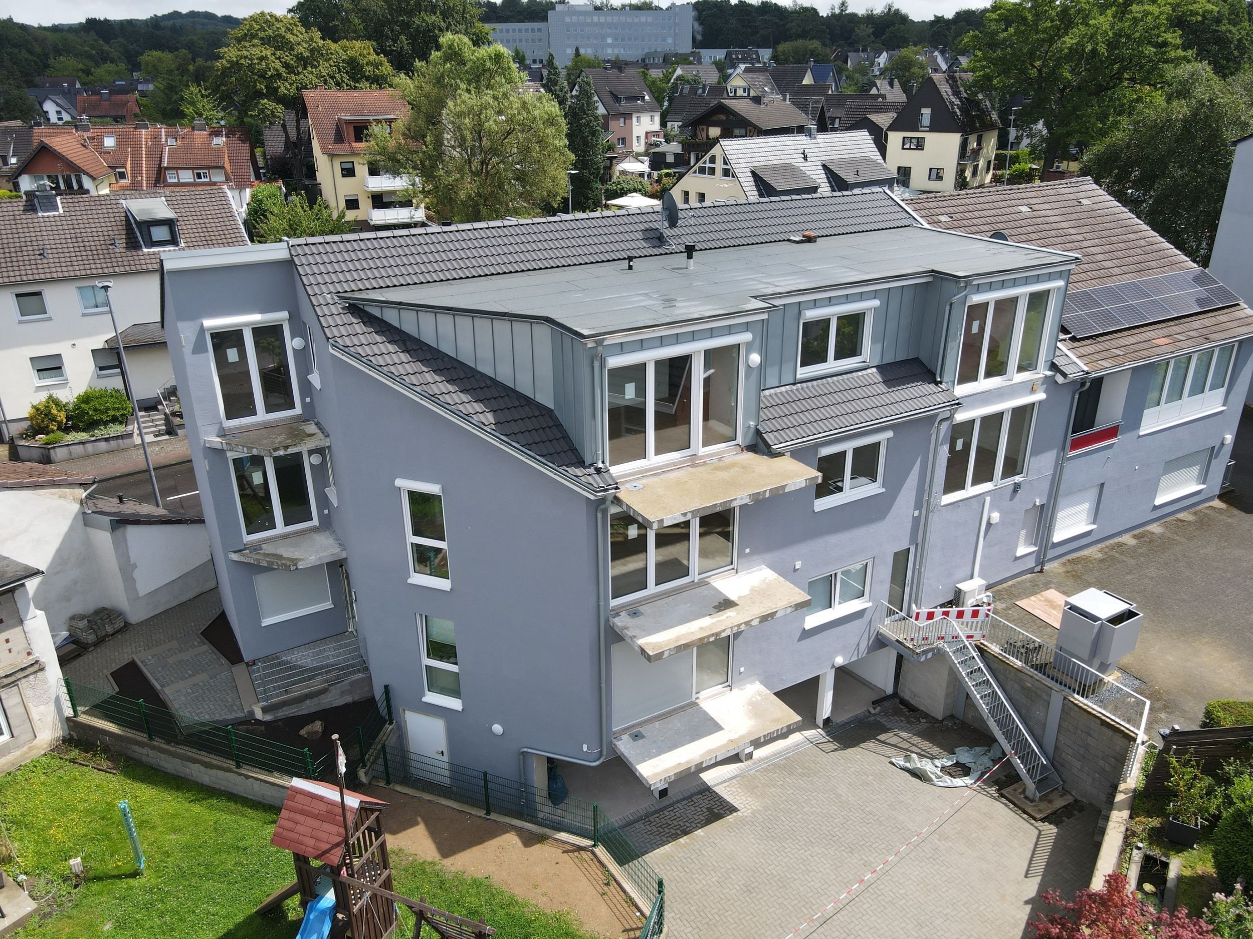 Bürogebäude zur Miete 690 € 62 m²<br/>Bürofläche ab 14 m²<br/>Teilbarkeit Bensberger Str. 222-224 Heidkamp Bergisch Gladbach 51469