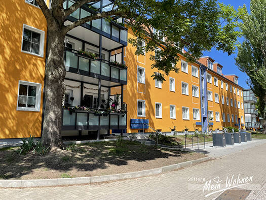 Wohnung zur Miete 410 € 2 Zimmer 49,8 m² 2. Geschoss Türkstraße 33 Lutherplatz Süd 06110