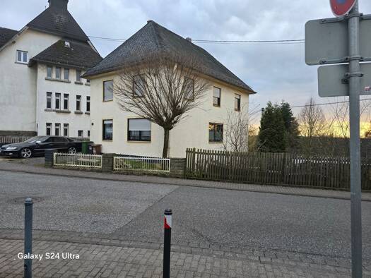 Haus zum Kauf provisionsfrei 339.000 € 5,5 Zimmer 140 m² 395 m² Grundstück Hauptstraße 18 A Nauort 56237