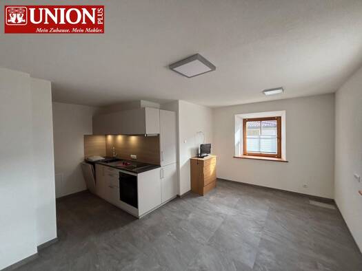 Wohnung zur Miete 450 € 1 Zimmer 35 m² frei ab sofort Anras 9912