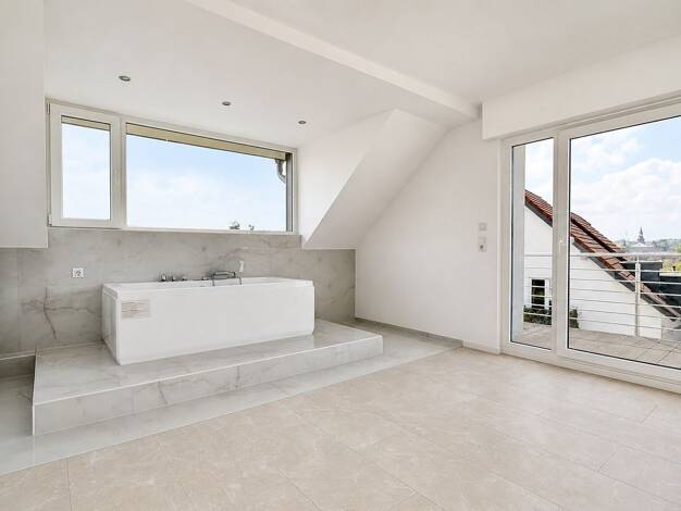 Haus zum Kauf 675.000 € 6 Zimmer 300 m² 707 m² Grundstück Kaiserhöhe 4 Innenstadt Hückeswagen 42499