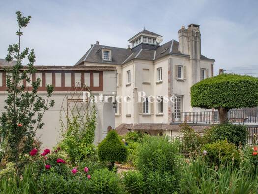 Reihenmittelhaus zum Kauf 851.000 € 10 Zimmer 320 m² Eu 76260
