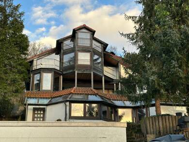 Villa zum Kauf 379.000 € 7 Zimmer 300 m² 858 m² Grundstück frei ab sofort Ober-Kainsbach Reichelsheim (Odenwald) 64385