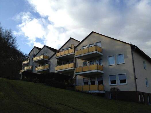 Wohnung zur Miete nur mit Wohnberechtigungsschein 522 € 3 Zimmer 81,7 m² EG frei ab 01.01.2026 Gerh.-Hauptmann-Str. 51a Höxter 37671