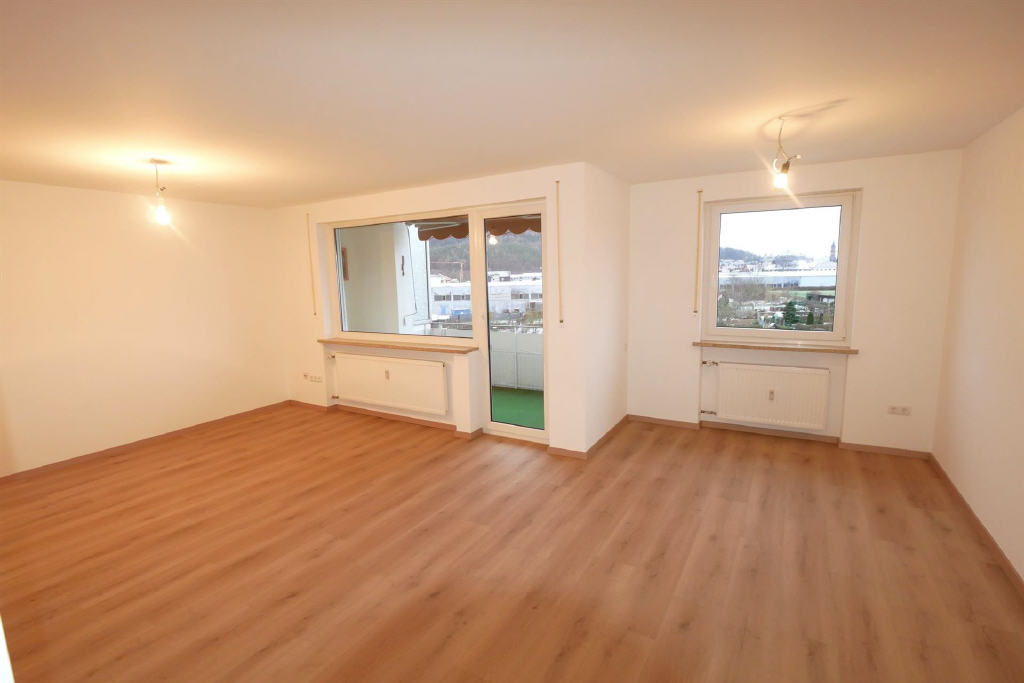 Wohnung zur Miete 475 € 2 Zimmer 65 m²<br/>Wohnfläche 2.<br/>Geschoss Neustadt Neustadt b.Coburg 96465