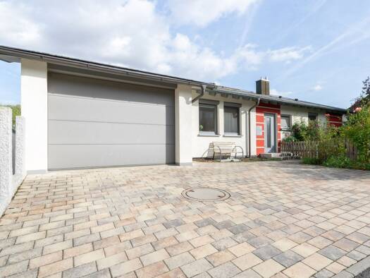 Einfamilienhaus zum Kauf 679.000 € 6,5 Zimmer 177 m² 673 m² Grundstück Büttelbronn Öhringen 74613