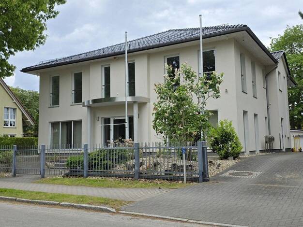 Gewerbeobjekt zum Kauf provisionsfrei als Kapitalanlage geeignet 975.000 € 352 m² 948 m² Grundstück Woltersdorf 15569