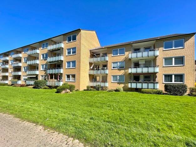 Wohnung zur Miete 690 € 3 Zimmer 77 m² 2. Geschoss frei ab 17.10.2026 Heinestr. 12 Leichlingen Leichlingen 42799