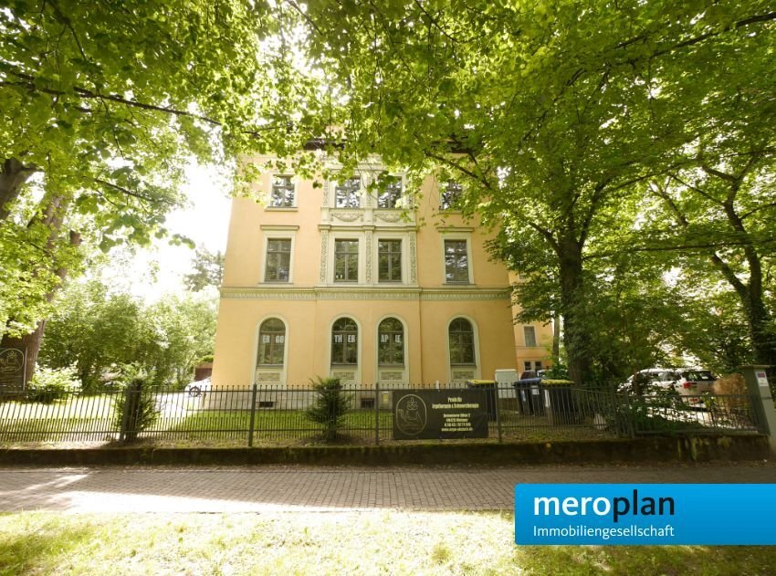 Wohnung zur Miete 1.480 € 5 Zimmer 179,7 m²<br/>Wohnfläche 1.<br/>Geschoss 01.11.2024<br/>Verfügbarkeit Belvederer Allee 2 Südstadt Weimar 99423