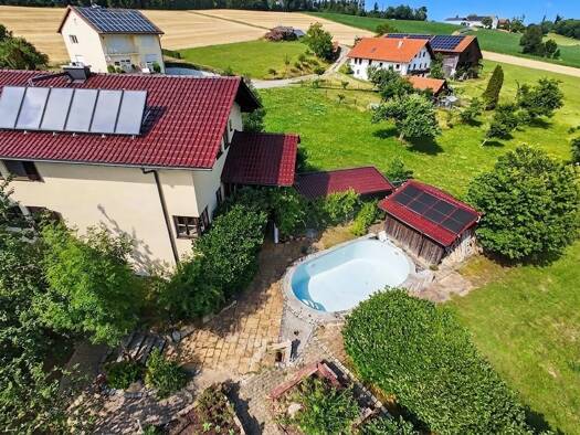 Einfamilienhaus zum Kauf 695.000 € 10 Zimmer 224 m² 704 m² Grundstück frei ab 01.06.2027 Niederbergkirchen Niederbergkirchen 84494
