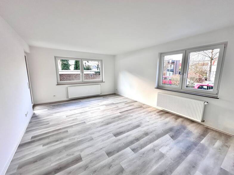 Wohnung zur Miete 950 € 3 Zimmer 80 m² 1. Geschoss frei ab sofort Nadorst Oldenburg 26123