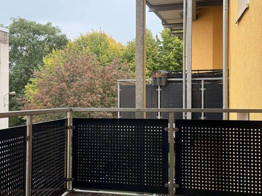 Studio zur Miete 850 € 6 Zimmer 150 m² Hauptstraße 40 Innenstadt Zwickau 08056