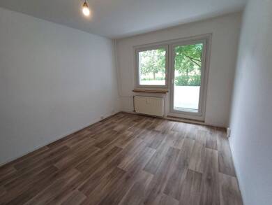 Wohnung zur Miete 208 € 2 Zimmer 41 m² EG frei ab sofort Friesenweg 104 Chrieschwitz Plauen 08529