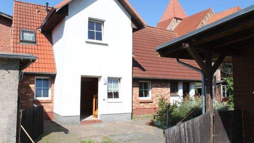 Einfamilienhaus zum Kauf provisionsfrei 175.000 € 4 Zimmer 112 m² 2.190 m² Grundstück Lindenstraße 38 und 40a Groß Mohrdorf 18445