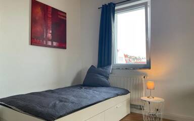 WG-Zimmer zur Miete Wohnen auf Zeit 690 € 18 m² frei ab 31.08.2025 Birkenwaldstraße 0 Heilbronner Straße Stuttgart Zentrum 70191
