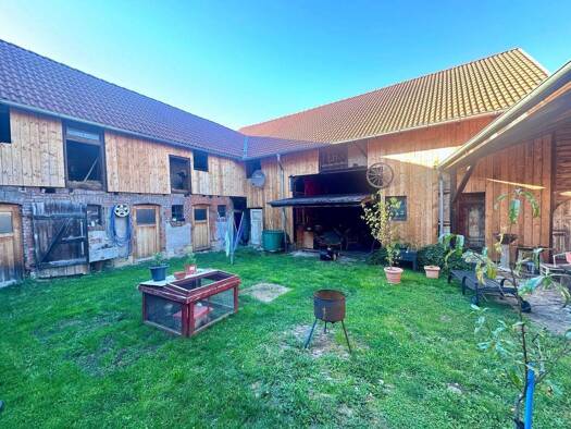 Einfamilienhaus zum Kauf 180.000 € 1 Zimmer 150 m² 980 m² Grundstück frei ab sofort Wechmar Drei Gleichen 99869