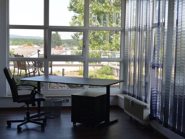 Bürofläche zur Miete provisionsfrei 799 € 90 m² Bürofläche Industriestr. Seulberg Friedrichsdorf 61381