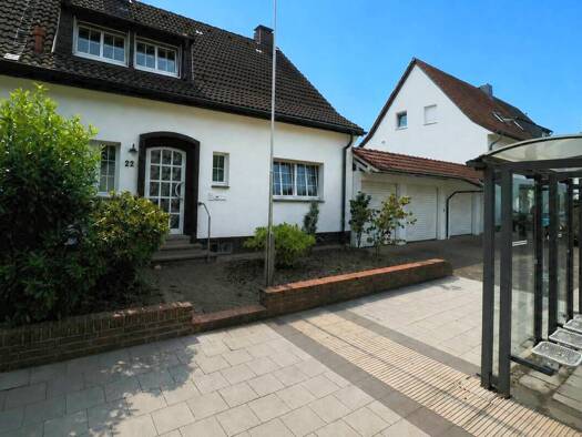 Doppelhaushälfte zur Miete 1.990 € 5 Zimmer 150 m² 1.048 m² Grundstück Dormagen-Mitte Dormagen 41539