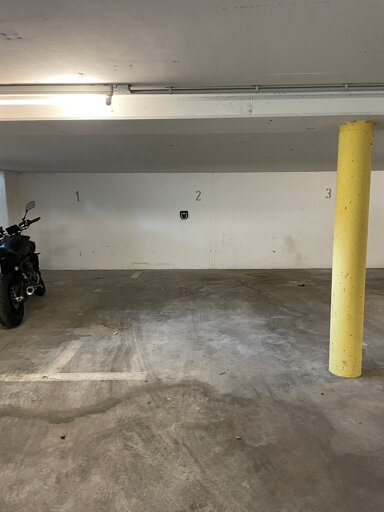 Garage/Stellplatz zur Miete provisionsfrei 40 € Praunheimer Landstraße 78 Hausen Frankfurt am Main 60488