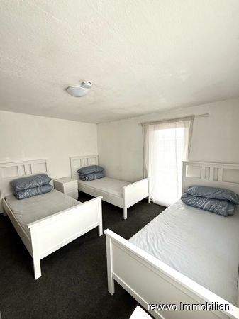 Immobilie in Burgkirchen an der Alz - Großes Grundstück mit Altbestand - Vielseitige Entwicklungsmöglichkeiten in Burgkirchen - Bild 3